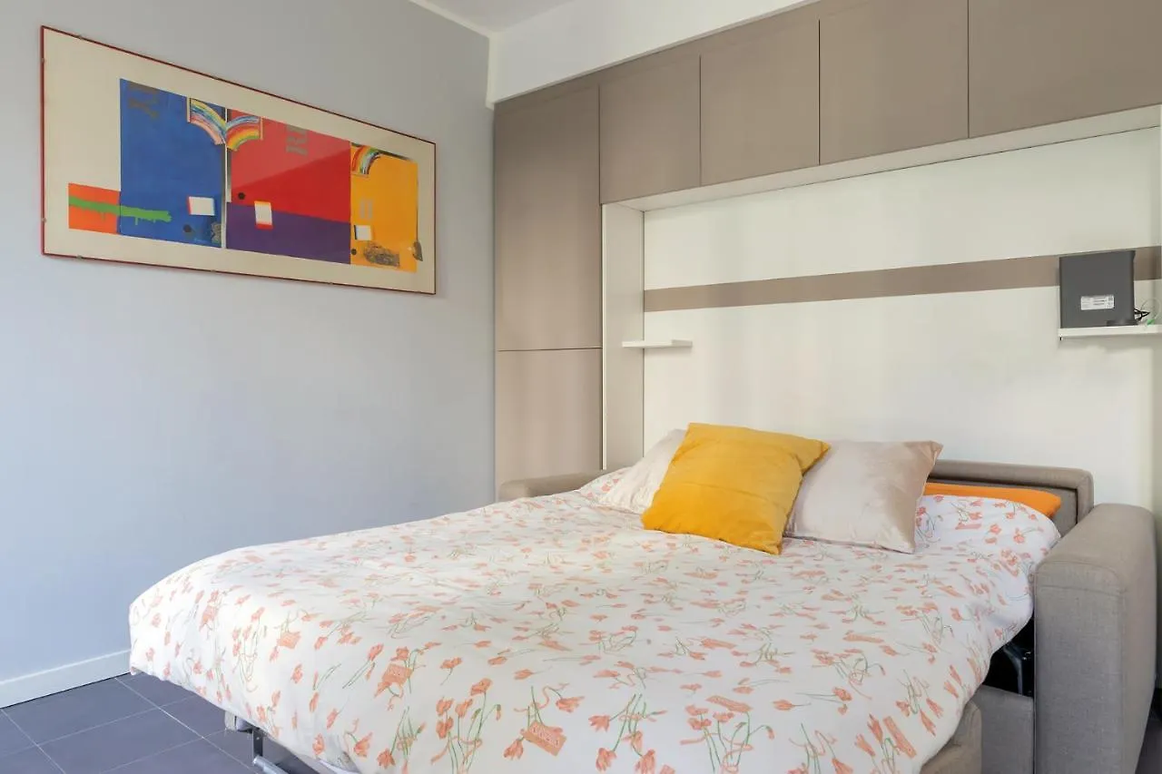 밀라노 20Mins From Duomo - Renovated Apt Near City Center 아파트